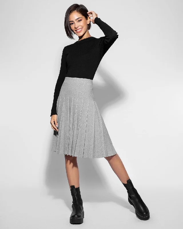 Women's Effortless Casual Outfit Pleated Wonder Skirt